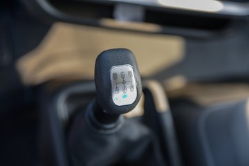 ʮͨ  4.3L 240 6X2 ʿ10 6.8жͼƬ