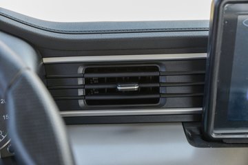 ʮͨ  4.3L 240 6X2 ʿ10 6.8жͼƬ