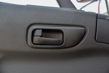 ʮͨ  4.3L 240 6X2 ʿ10 6.8жͼƬ