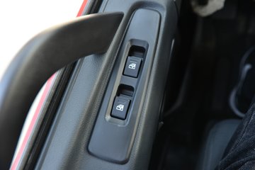 ʮͨ  4.3L 240 6X2 ʿ10 6.8жͼƬ