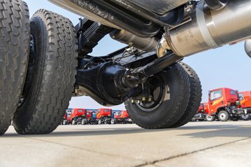 ʮͨ  4.3L 240 6X2 ʿ10 6.8жͼƬ