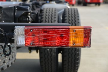 ʮͨ  4.3L 240 6X2 ʿ10 6.8жͼƬ
