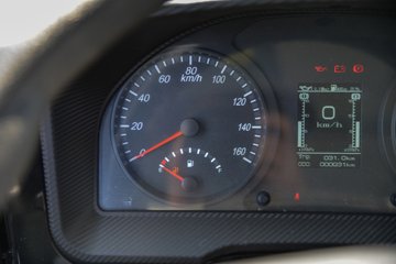 ʮͨ 6.2L 200 4X2 ʿ8 4.2Űж()ͼƬ