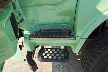 ʮͨ 6.2L 200 4X2 ʿ8 4.2Űж()ͼƬ