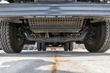 ʮͨ 6.2L 200 4X2 ʿ8 4.2Űж()ͼƬ