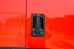 三环十通 创客 200马力 4X2 平板运输车