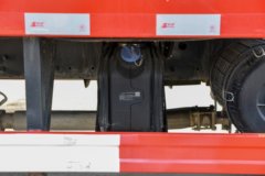 三环十通 创客 200马力 4X2 平板运输车