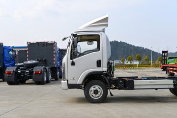 ����ʮͨ ���� ������ 4.5T 4X2 4�׵��Ų��ʽ���̻�϶�����س�ͼƬ