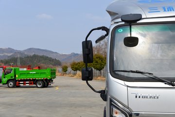 ����ʮͨ ���� ������ 4.5T 4X2 4�׵��Ų��ʽ���̻�϶�����س�ͼƬ