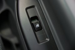 三环十通 创客 豪华版 4.5T 4X2 4米单排插电式增程混合动力冷藏车