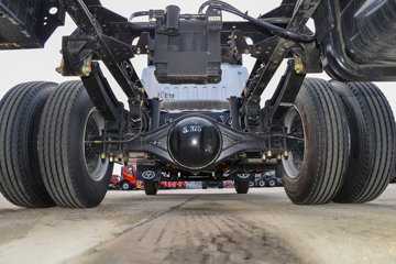 ����ʮͨ ���� ������ 4.5T 4X2 4�׵��Ų��ʽ���̻�϶�����س�ͼƬ