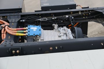 ����ʮͨ ���� ������ 4.5T 4X2 4�׵��Ų��ʽ���̻�϶�����س�ͼƬ