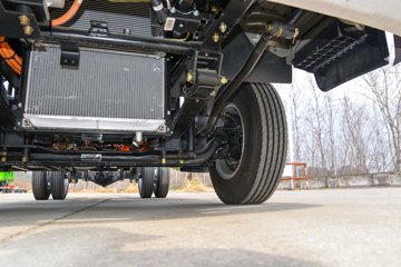 ����ʮͨ ���� ������ 4.5T 4X2 4�׵��Ų��ʽ���̻�϶�����س�ͼƬ