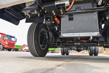 ����ʮͨ ���� ������ 4.5T 4X2 4�׵��Ų��ʽ���̻�϶�����س�ͼƬ