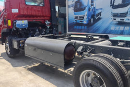 V系&nbsp;载货车底盘                                                图片