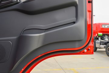 ����ʮͨ �´��� 200���� 4X4 4.5��ԽҰ��ж��ͼƬ