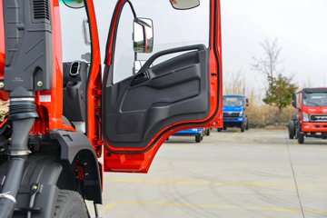 ����ʮͨ �´��� 200���� 4X4 4.5��ԽҰ��ж��ͼƬ