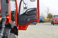 三环十通 新创客 200马力 4X4 4.5米越野自卸车 三环十通 新创客 200马力 4X4 4.5米越野自卸车