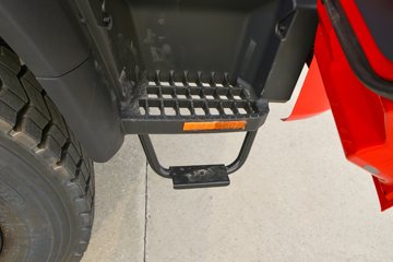 ����ʮͨ �´��� 200���� 4X4 4.5��ԽҰ��ж��ͼƬ