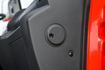 ����ʮͨ �´��� 200���� 4X4 4.5��ԽҰ��ж��ͼƬ