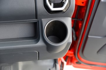 ����ʮͨ �´��� 200���� 4X4 4.5��ԽҰ��ж��ͼƬ