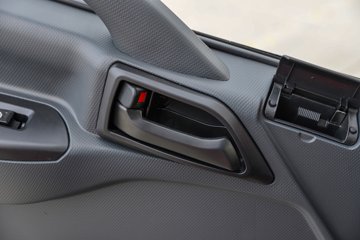 ����ʮͨ �´��� 200���� 4X4 4.5��ԽҰ��ж��ͼƬ