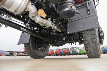 ����ʮͨ �´��� 200���� 4X4 4.5��ԽҰ��ж��ͼƬ