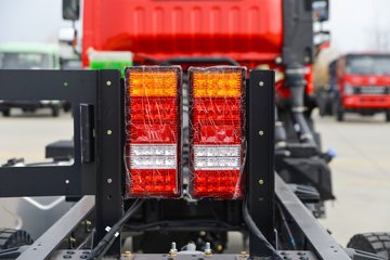 ����ʮͨ �´��� 200���� 4X4 4.5��ԽҰ��ж��ͼƬ