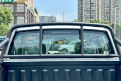 江铃全新域虎 2.5T柴油 167马力 四驱手动 平底货箱长轴双排皮卡 江铃全新域虎 2.5T柴油 167马力 四驱手动 平底货箱长轴双排皮卡