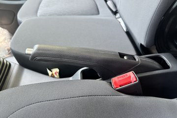 ����ȫ��˳�� ������ 2.5L���� 136���� ������5�� 3.7�׵�����ʽ�ῨͼƬ