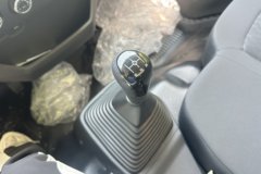 江铃全新顺达 豪华款 2.5L柴油 136马力 万里扬5档 3.7米单排厢式轻卡