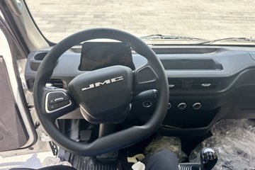 ����ȫ��˳�� ������ 2.5L���� 136���� ������5�� 3.7�׵�����ʽ�ῨͼƬ