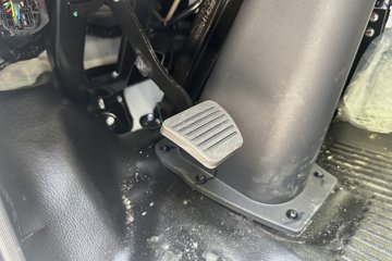 ����ȫ��˳�� ������ 2.5L���� 136���� ������5�� 3.7�׵�����ʽ�ῨͼƬ