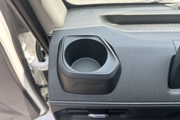 ����ȫ��˳�� ������ 2.5L���� 136���� ������5�� 3.7�׵�����ʽ�ῨͼƬ