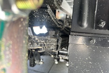 ����ȫ��˳�� ������ 2.5L���� 136���� ������5�� 3.7�׵�����ʽ�ῨͼƬ