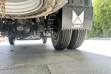 ����ȫ��˳�� ������ 2.5L���� 136���� ������5�� 3.7�׵�����ʽ�ῨͼƬ