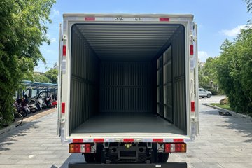 ȫ˳  2.5L 136 5 3.7׵ʽῨ ͼƬ