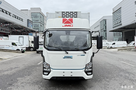 ����E·�� 4X2 4.02�׵��Ŵ��綯��س� ����ʱ��140.41kWh