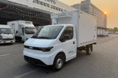 江铃E福顺 标准版 4X2 3.1米单排纯电动冷藏车(翼晖牌) 53.58kWh