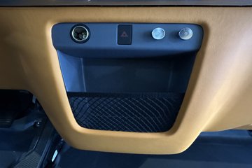 ������ʮ�� ���� ��ɲ 4.17�׵��Ŵ��綯��ʽ�Ῠ ����ʱ��100.07kWhͼƬ