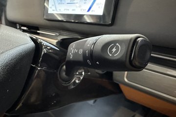 ������ʮ�� ���� ��ɲ 4.17�׵��Ŵ��綯��ʽ�Ῠ ����ʱ��100.07kWhͼƬ