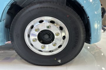 ������ʮ�� ���� ��ɲ 4.17�׵��Ŵ��綯��ʽ�Ῠ ����ʱ��100.07kWhͼƬ