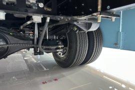 铃坤&nbsp;电动载货车底盘图片