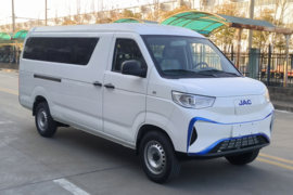 蓝猫M1 电动封闭厢货外观图片