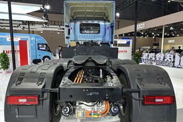 ������ʮ����� 6X4 ���綯ǣ���� ������352kWhͼƬ