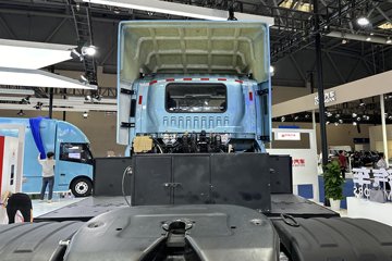 ������ʮ����� 6X4 ���綯ǣ���� ������352kWhͼƬ