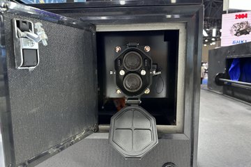 ������ʮ����� 6X4 ���綯ǣ���� ������352kWhͼƬ