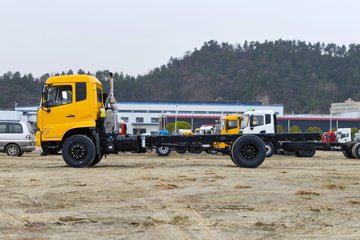 东风天锦VR&nbsp;垃圾运输车外观图片