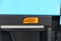 东风天龙KL 6X4 纯电动牵引车 400kWh