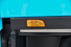 东风天龙KL 6X4 纯电动牵引车 400kWh